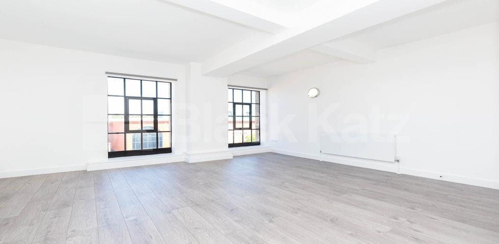 			2 Bedroom, 1 bath, 1 reception Apartment			 SPRINGFIELD HOUSE LOFTS-TYSSEN STREET, DALSTON/HAGGERSTON